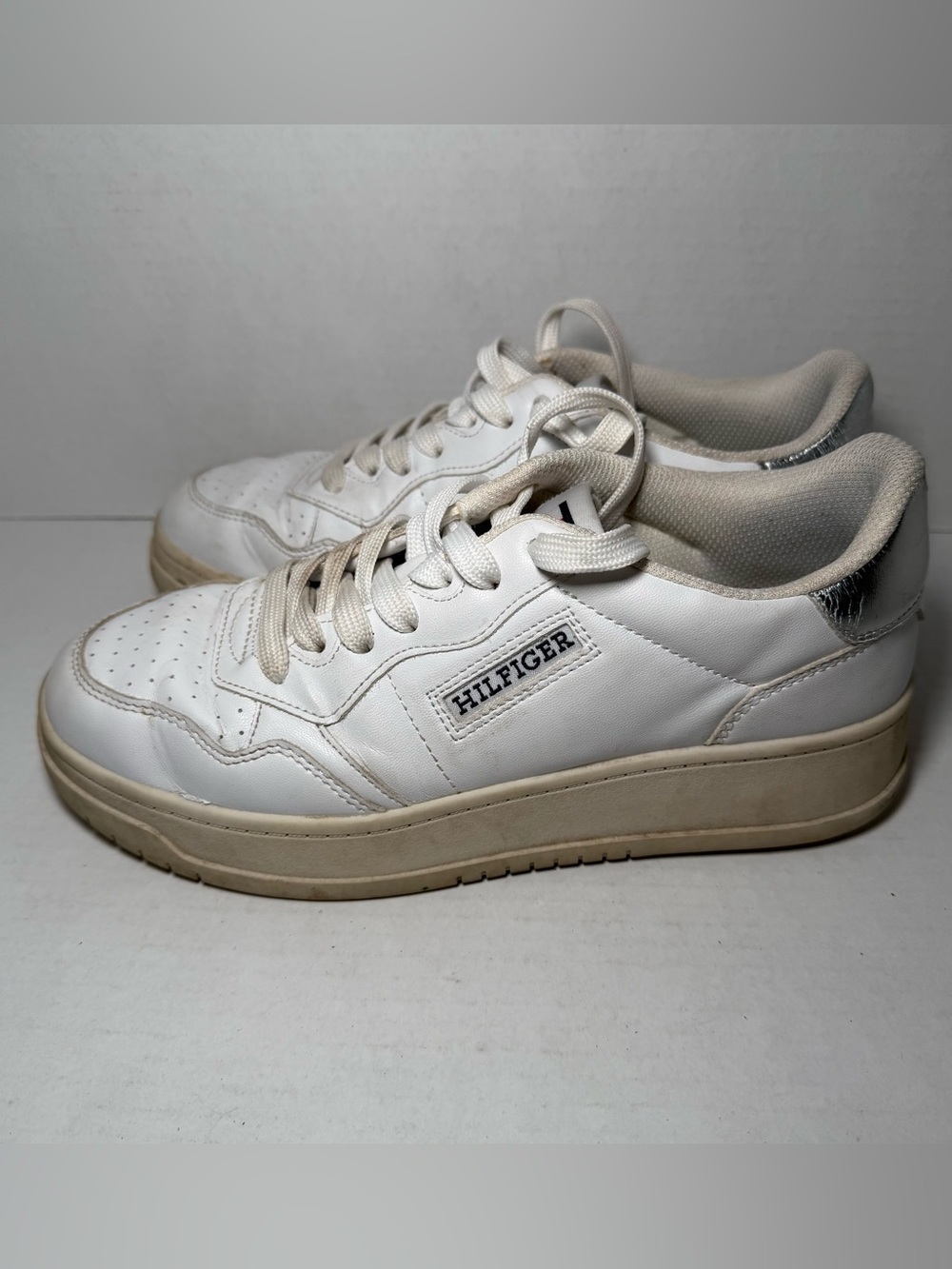 Tommy Hilfiger Dunner DUNNER Womens White Leather Lifestyle Sneakers Shoes 8